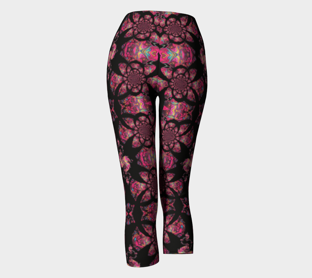 Pink Paisley Pattern Compression Capri Leggings