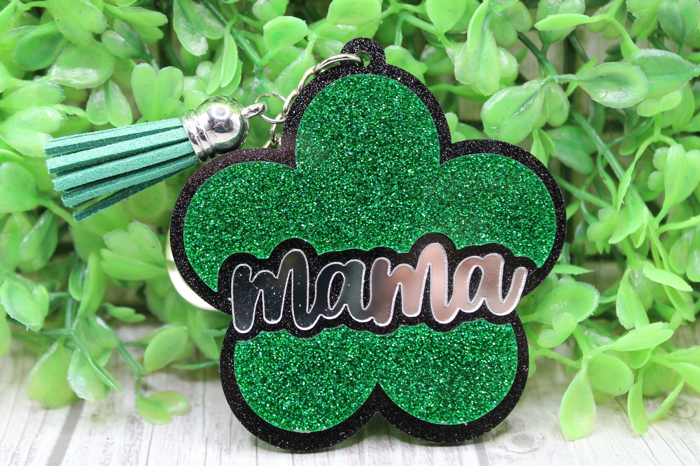 MAMA Green Glitter Flower • Keychain